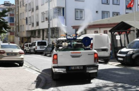 Esenyurt sivrisinek ve haşerelere karşı ilaçlanıyor